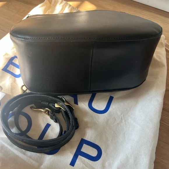 Clare V clack Louis Turnlock Leather Crossbody Bag - Picture 5 of 9